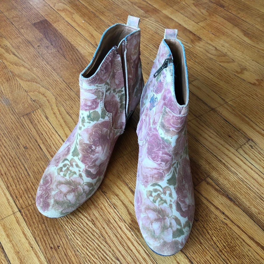 Sbicca ‘Petunias’ Bootie